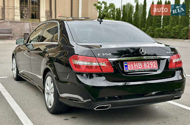 Седан Mercedes-Benz E-Class 2011 в 