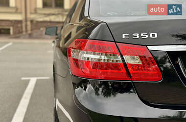 Седан Mercedes-Benz E-Class 2011 в 