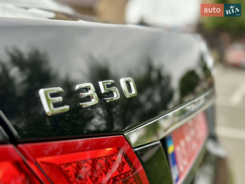 Седан Mercedes-Benz E-Class 2011 в Києві