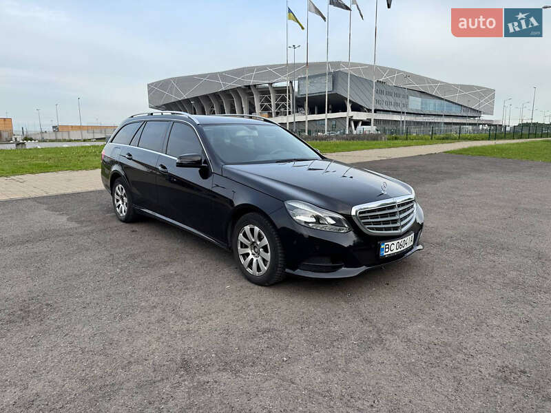 Універсал Mercedes-Benz E-Class 2015 в Львові