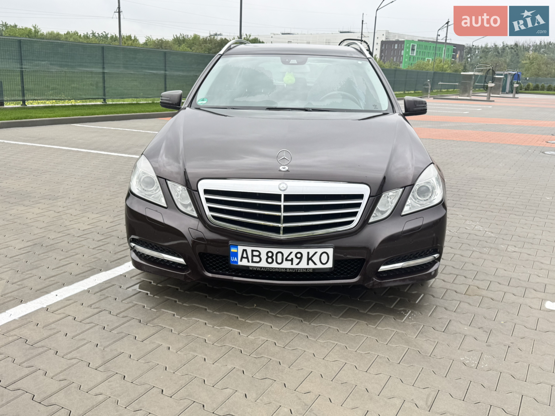 2011 Mercedes-Benz E-klasse - мініатюра 2