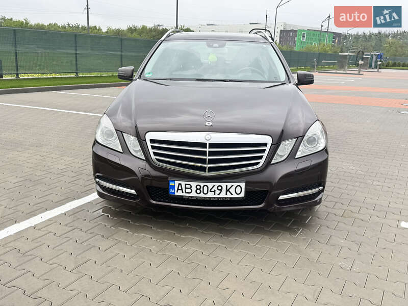 Универсал Mercedes-Benz E-Class 2011 в Виннице