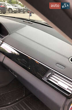 Седан Mercedes-Benz E-Class 2011 в 