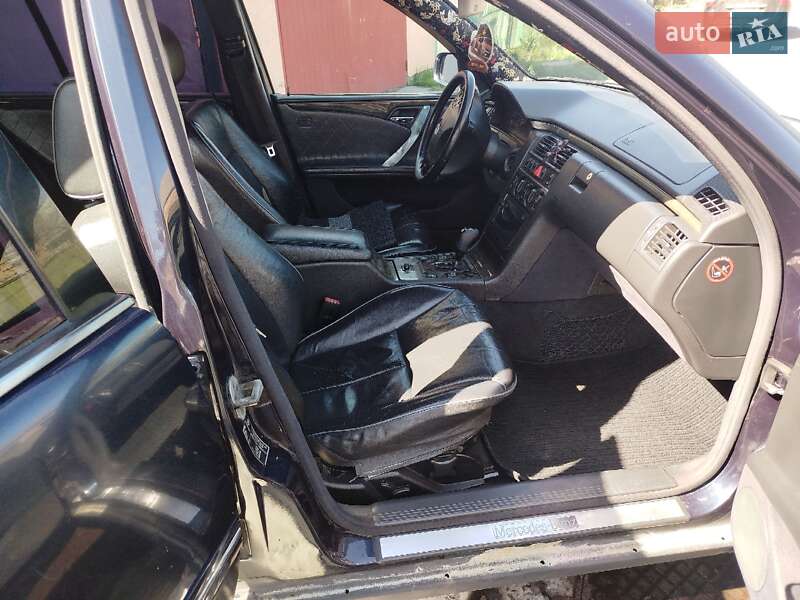 Универсал Mercedes-Benz E-Class 2000 в Киеве