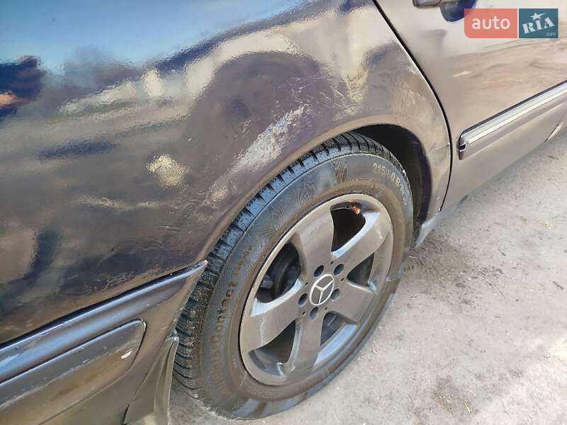 Универсал Mercedes-Benz E-Class 2000 в Киеве