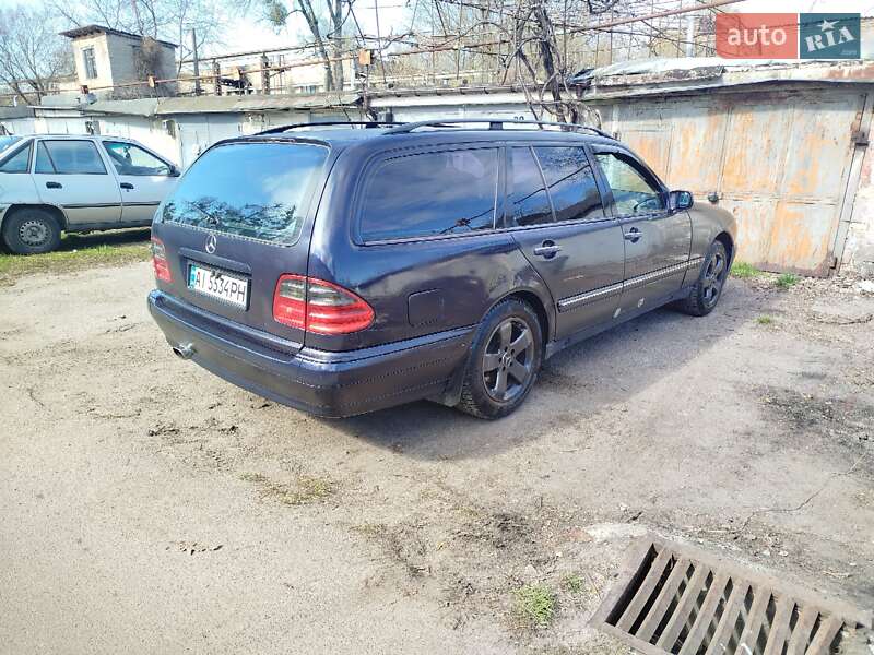 Универсал Mercedes-Benz E-Class 2000 в Киеве
