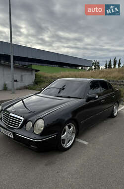 Седан Mercedes-Benz E-Class 1999 в Киеве