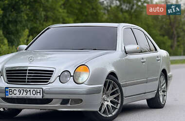 Седан Mercedes-Benz E-Class 2000 в 