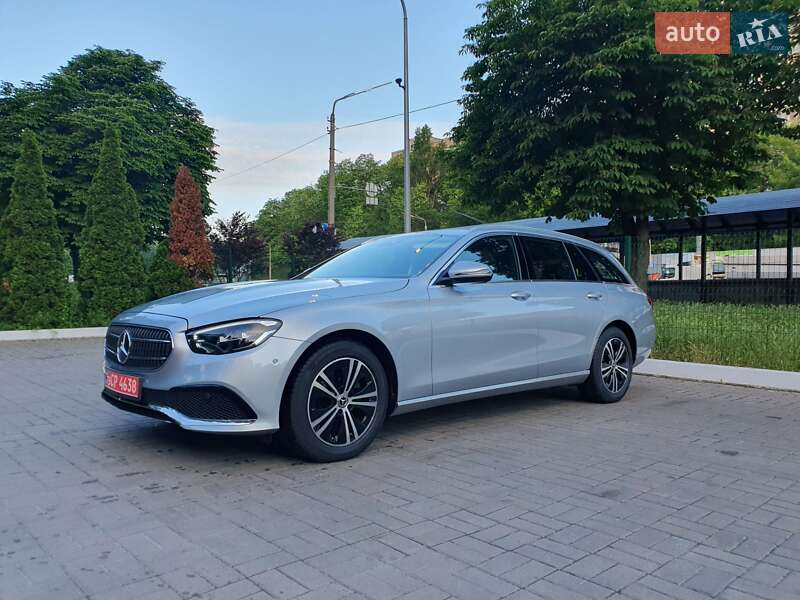 Универсал Mercedes-Benz E-Class 2021 в Киеве