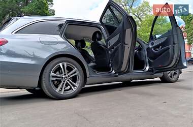 Универсал Mercedes-Benz E-Class 2020 в 