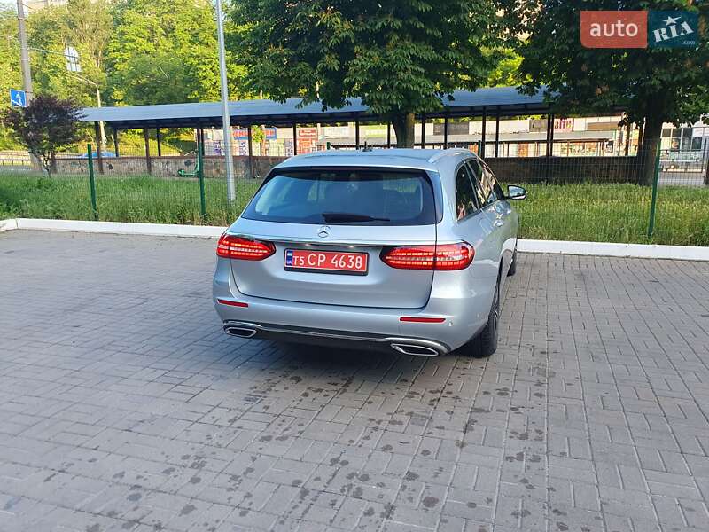 Универсал Mercedes-Benz E-Class 2021 в Киеве