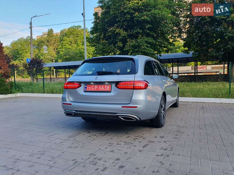 Универсал Mercedes-Benz E-Class 2021 в Киеве