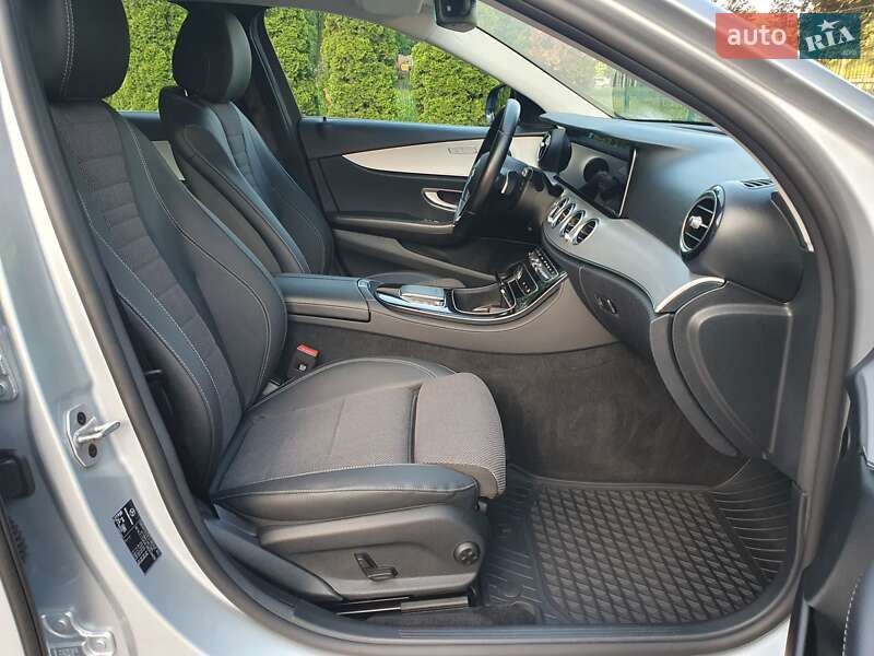 Универсал Mercedes-Benz E-Class 2021 в Киеве