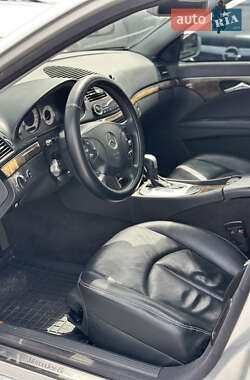 Седан Mercedes-Benz E-Class 2003 в 