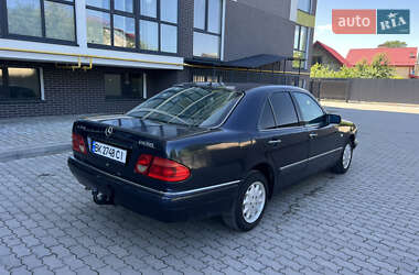 Седан Mercedes-Benz E-Class 1996 в 