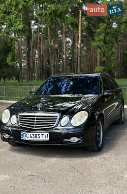 Седан Mercedes-Benz E-Class 2002 в Киеве