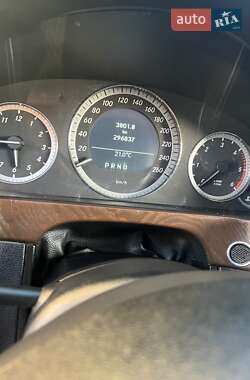 Седан Mercedes-Benz E-Class 2011 в Виноградові