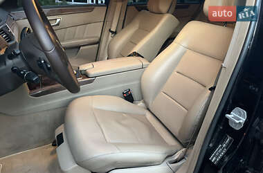 Седан Mercedes-Benz E-Class 2011 в 