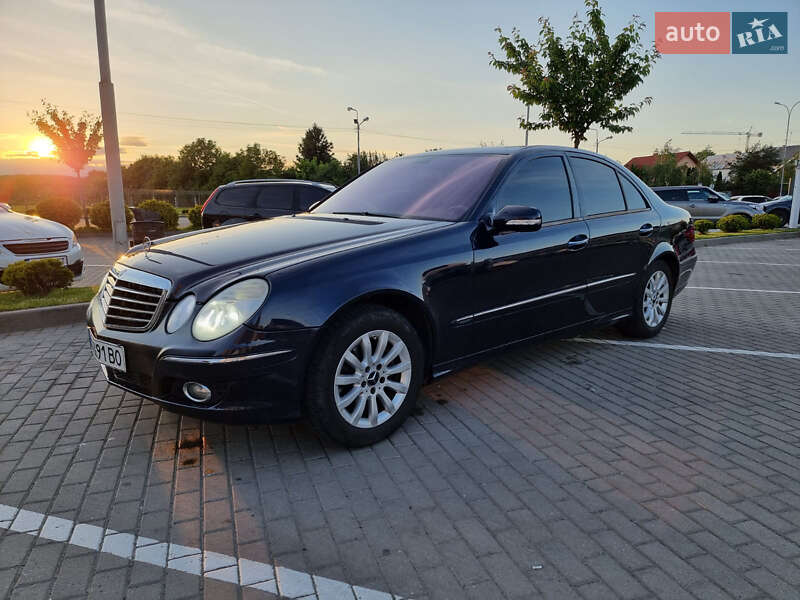 Седан Mercedes-Benz E-Class 2007 в Ужгороде