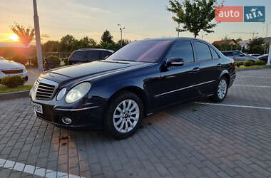 Седан Mercedes-Benz E-Class 2007 в 