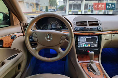 Седан Mercedes-Benz E-Class 2007 в 