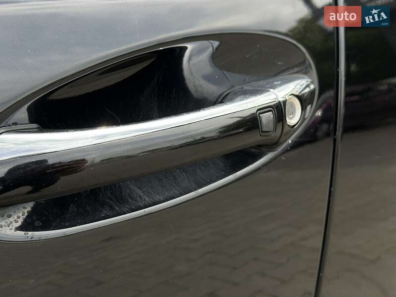 Седан Mercedes-Benz E-Class 2006 в Чернівцях