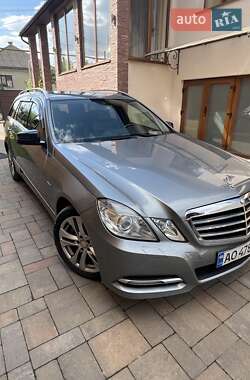 Универсал Mercedes-Benz E-Class 2012 в Мукачево