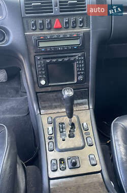 Седан Mercedes-Benz E-Class 2000 в 