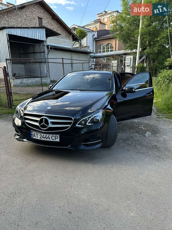 Седан Mercedes-Benz E-Class 2014 в Ивано-Франковске