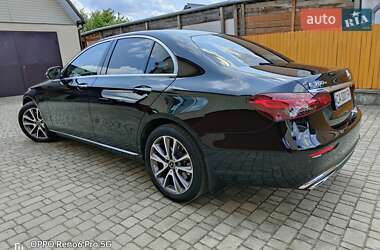 Седан Mercedes-Benz E-Class 2022 в 