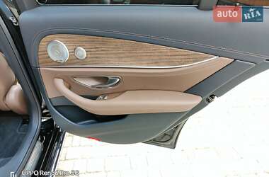 Седан Mercedes-Benz E-Class 2022 в 