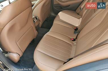 Седан Mercedes-Benz E-Class 2022 в 