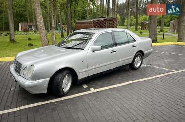 Седан Mercedes-Benz E-Class 1998 в Шепетовке