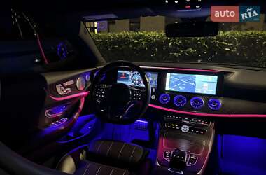 Купе Mercedes-Benz E-Class 2019 в 