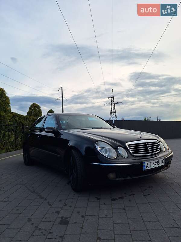Седан Mercedes-Benz E-Class 2006 в Долине