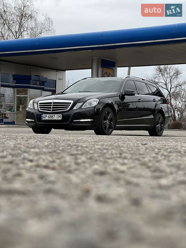 Mercedes-Benz E-Class 2012