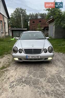 Седан Mercedes-Benz E-Class 2000 в 