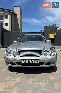 Седан Mercedes-Benz E-Class 2003 в Виннице