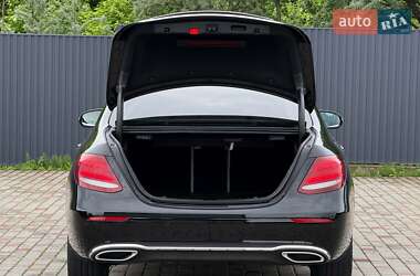 Седан Mercedes-Benz E-Class 2017 в 