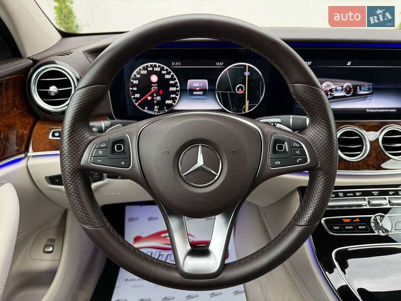 Седан Mercedes-Benz E-Class 2017 в Луцке