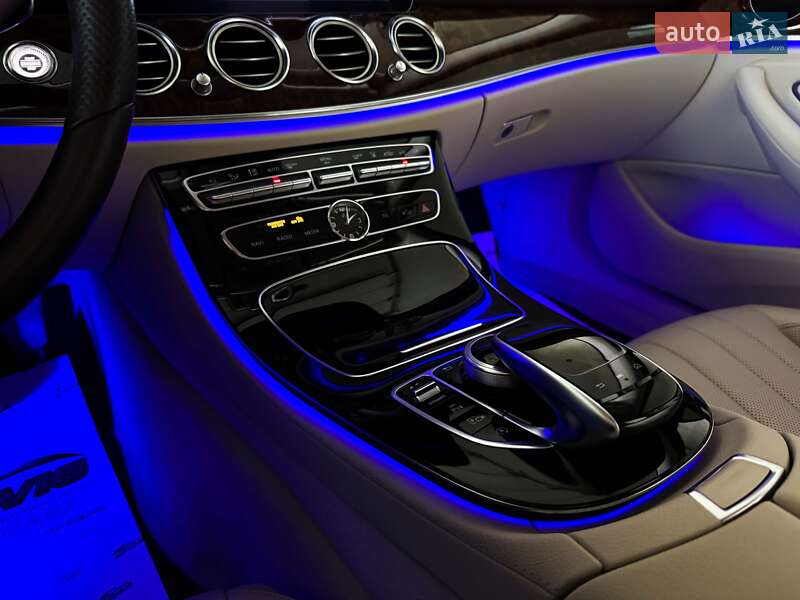 Седан Mercedes-Benz E-Class 2017 в Луцке
