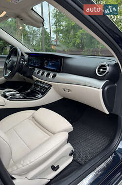 Универсал Mercedes-Benz E-Class 2017 в 