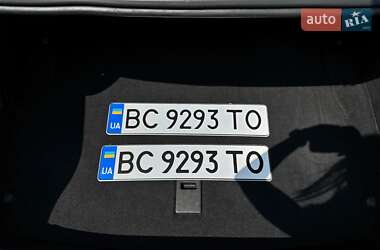 Седан Mercedes-Benz E-Class 2013 в 