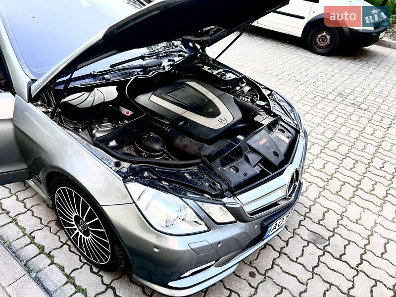 Купе Mercedes-Benz E-Class 2009 в Самборе