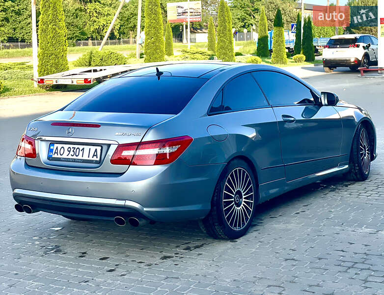 Купе Mercedes-Benz E-Class 2009 в Самборе
