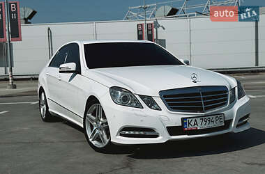 Седан Mercedes-Benz E-Class 2012 в 
