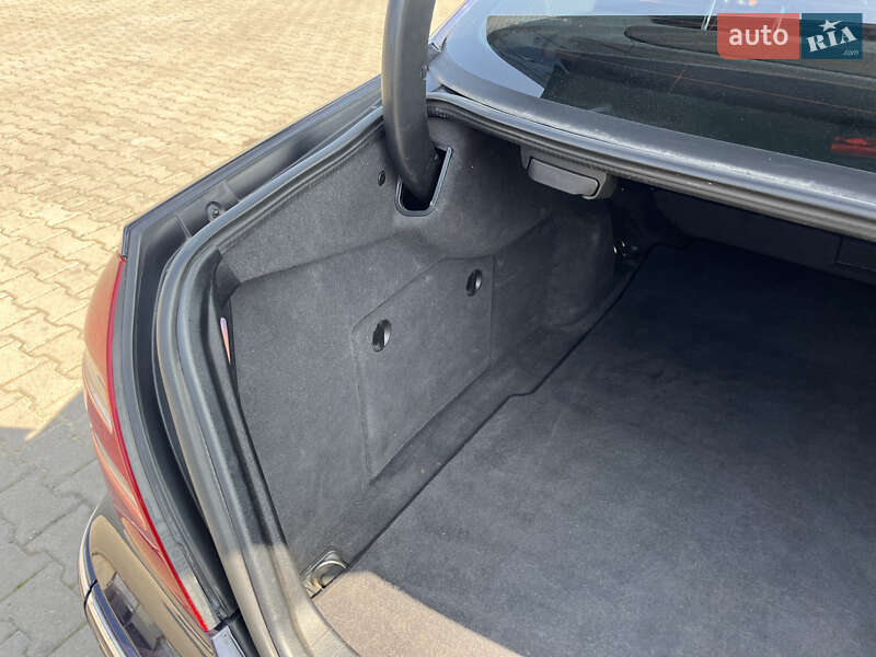 Седан Mercedes-Benz E-Class 2004 в Сокале