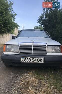 Седан Mercedes-Benz E-Class 1988 в Одессе
