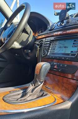 Седан Mercedes-Benz E-Class 2003 в 