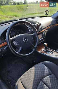 Седан Mercedes-Benz E-Class 2003 в 